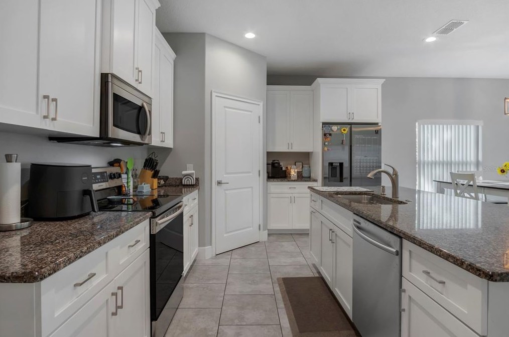 1375 17th St, Saint Cloud FL  34769-4327 exterior