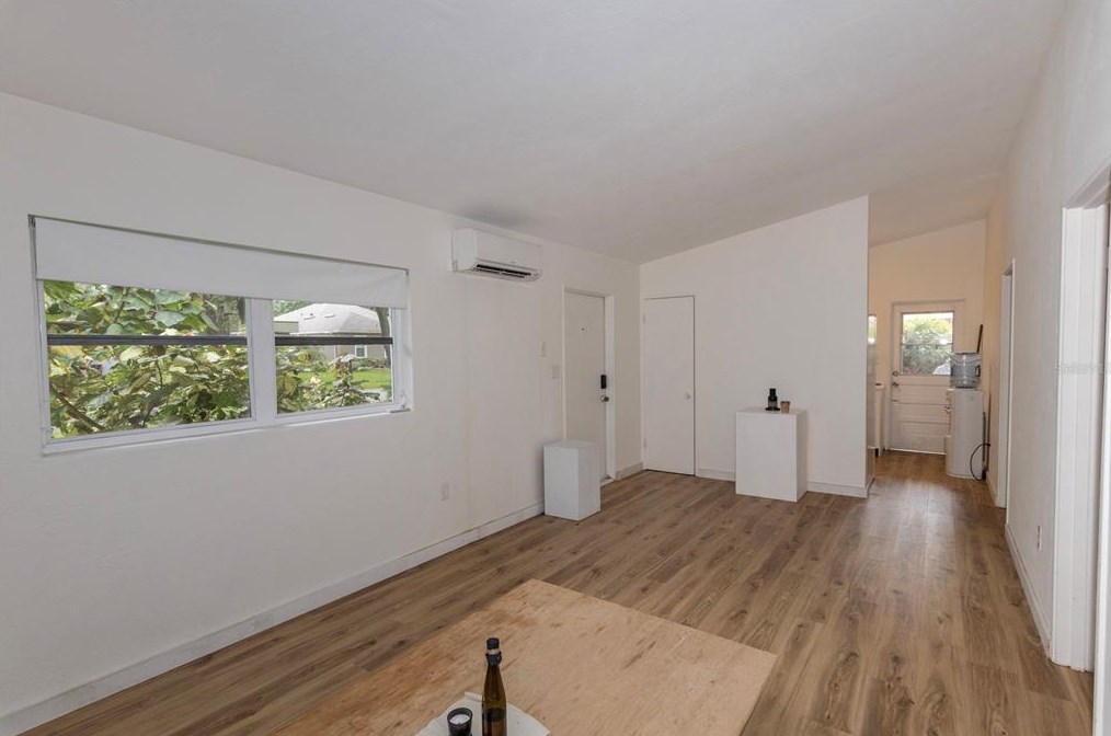 1610 Cloverlawn Ave, Orlando FL  32806-2466 exterior