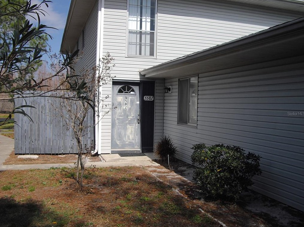 5582 Green Shadows Pl, Orlando, FL 32811-2926