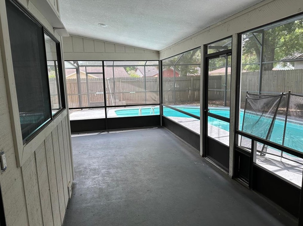 101 Windsong Ct, Lake Mary FL  32746-3330 exterior