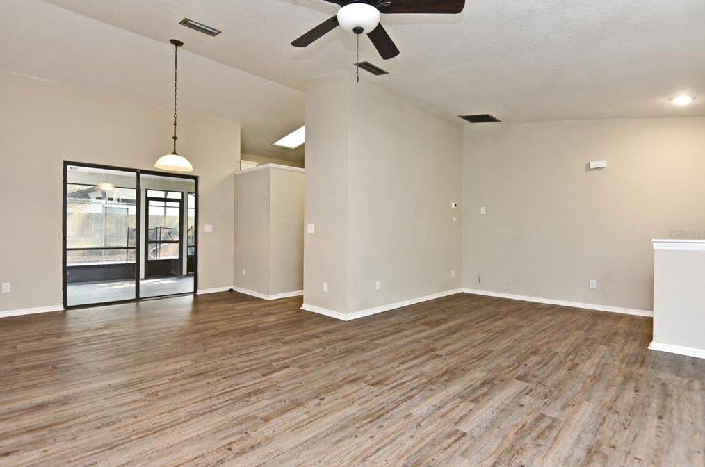 101 Windsong Ct, Lake Mary FL  32746-3330 exterior