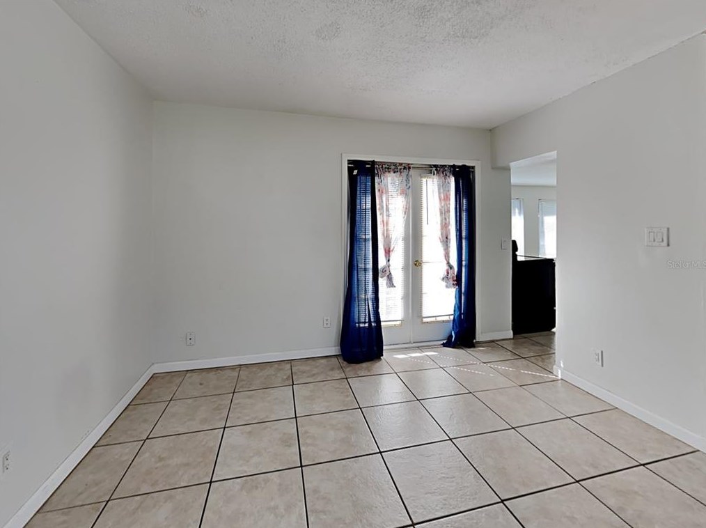 142 Lynbrook Dr, Orlando, FL 32807