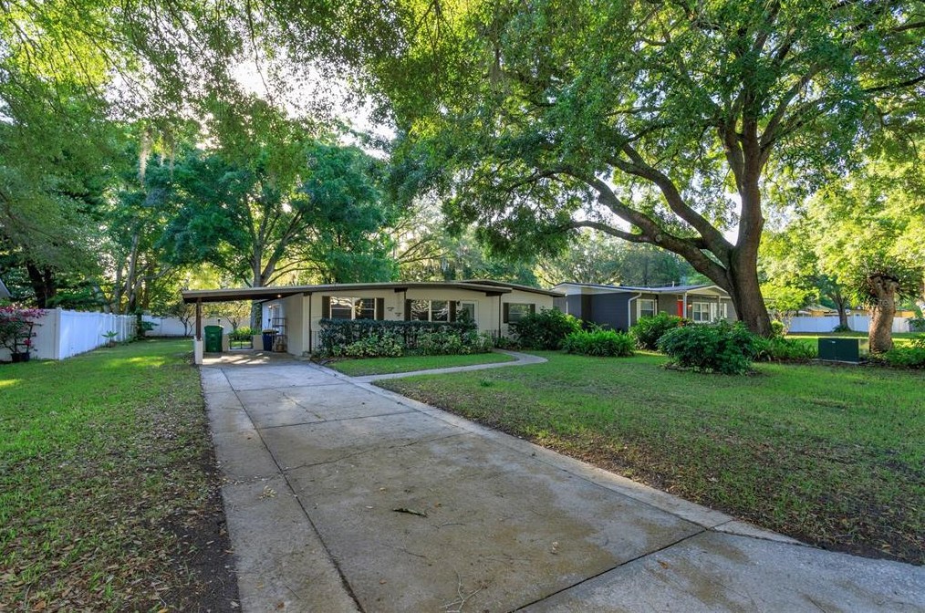 213 James Dr, Winter Garden, FL 34787-2822