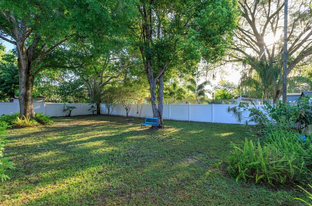 213 James Dr, Winter Garden FL  34787-2822 exterior