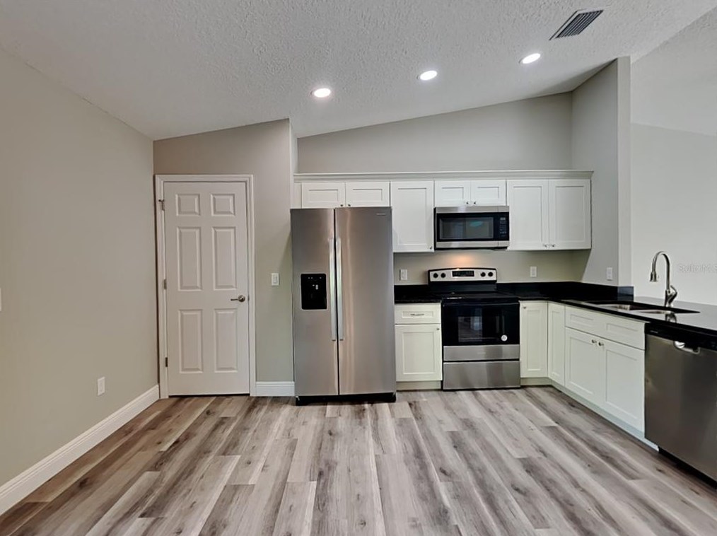 2553 W Bravura Dr, Dunnellon, FL 34433