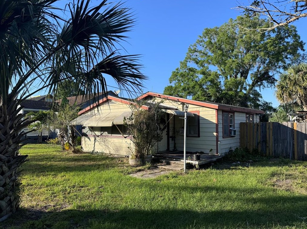4809 Thorpe Ave, Orlando, FL 32804-1155