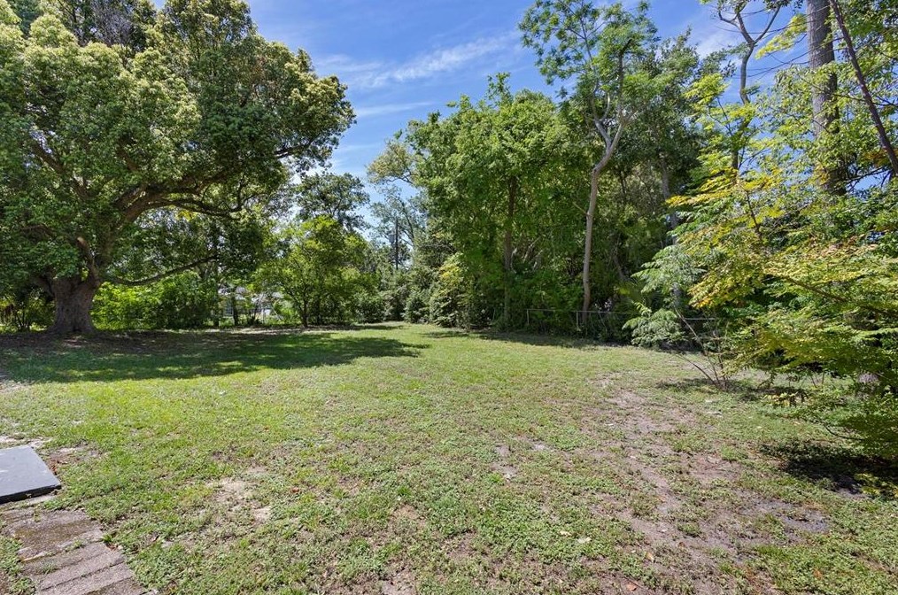 674 Wing Ter, Deltona FL  32725-7038 exterior