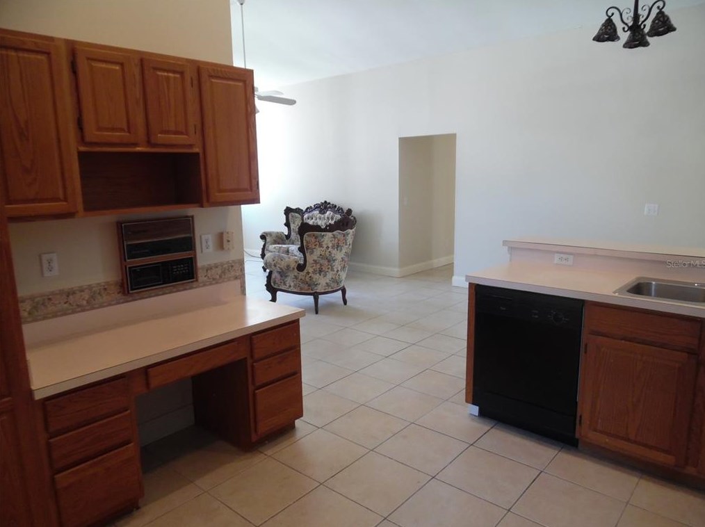 4709 Spaniel St, Orlando, FL 32818-8730