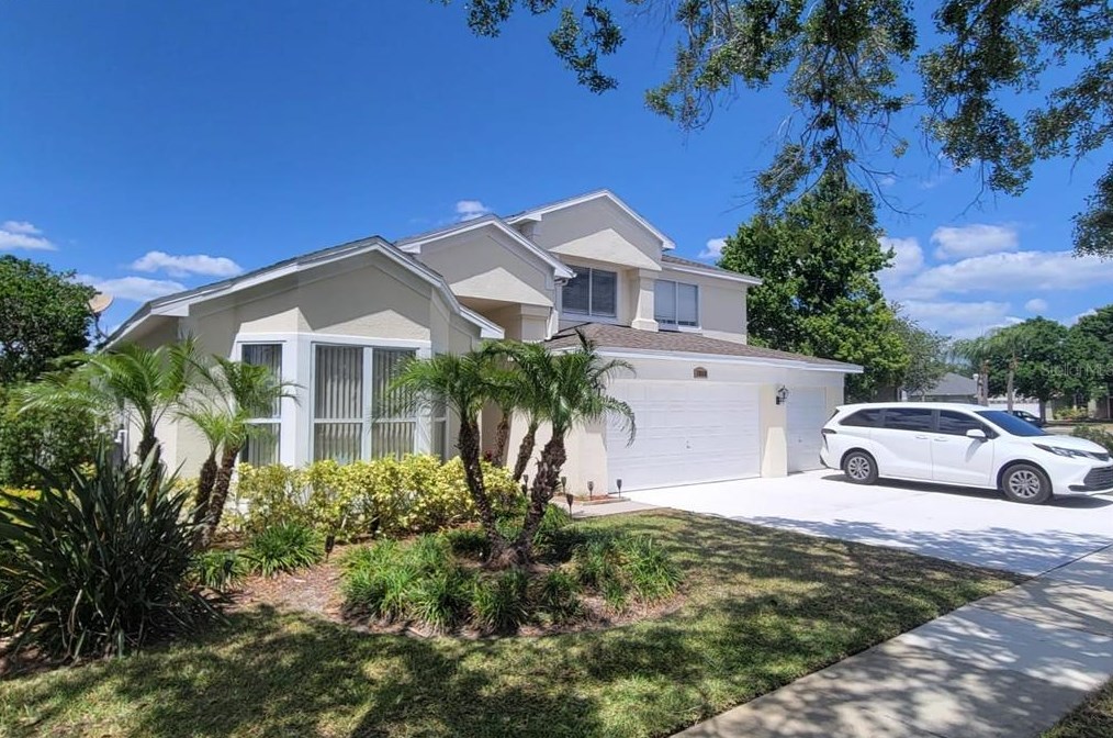 13558 Falcon Pointe Dr, Orlando, FL 32837-5306