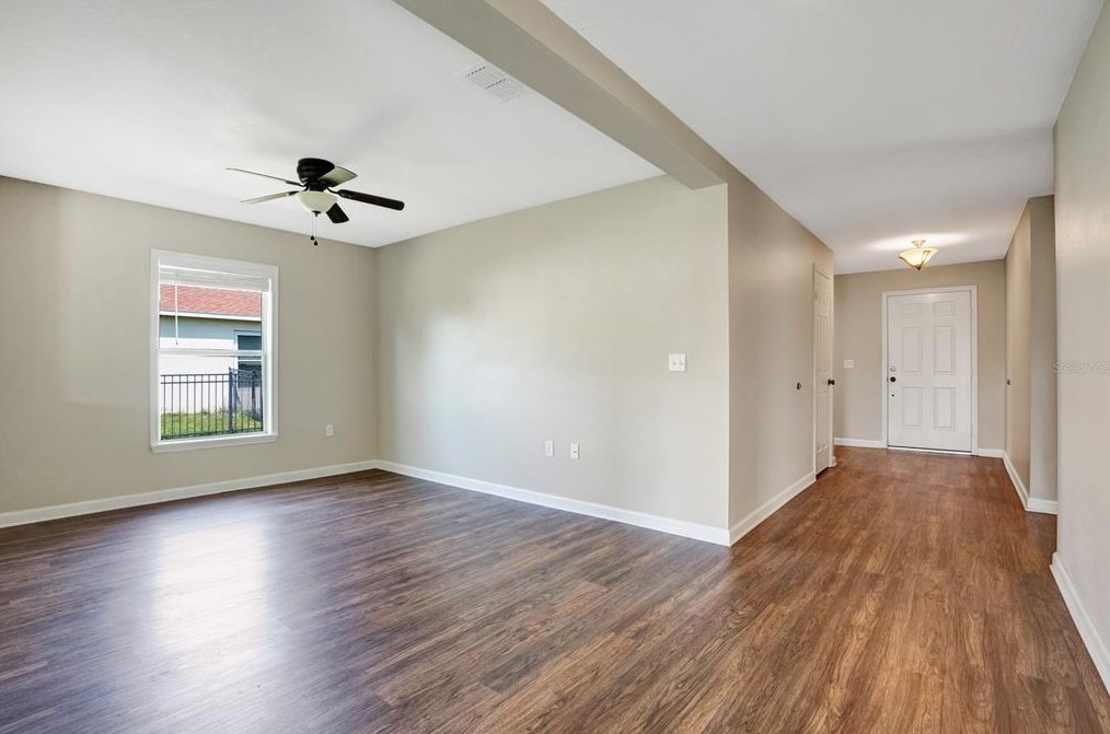 338 Star Shell Dr, Ruskin, FL 33572-3518