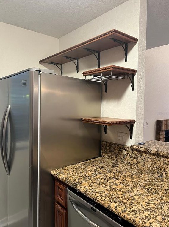 605 Youngstown Pkwy, Altamonte Springs FL 32714-4518 exterior