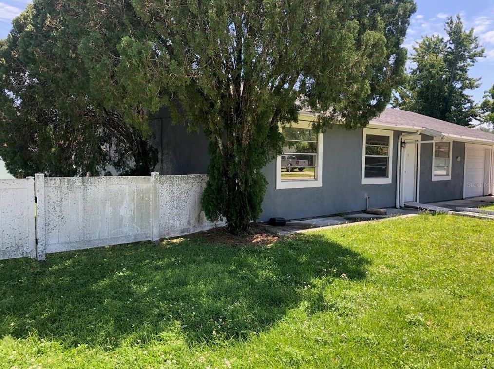 11 Palm Ave, Kissimmee, FL 34741-5327