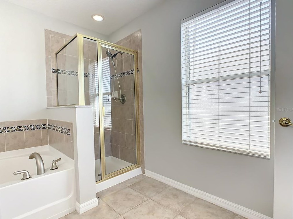 615 Kettering Rd, Davenport FL  33897-7740 exterior