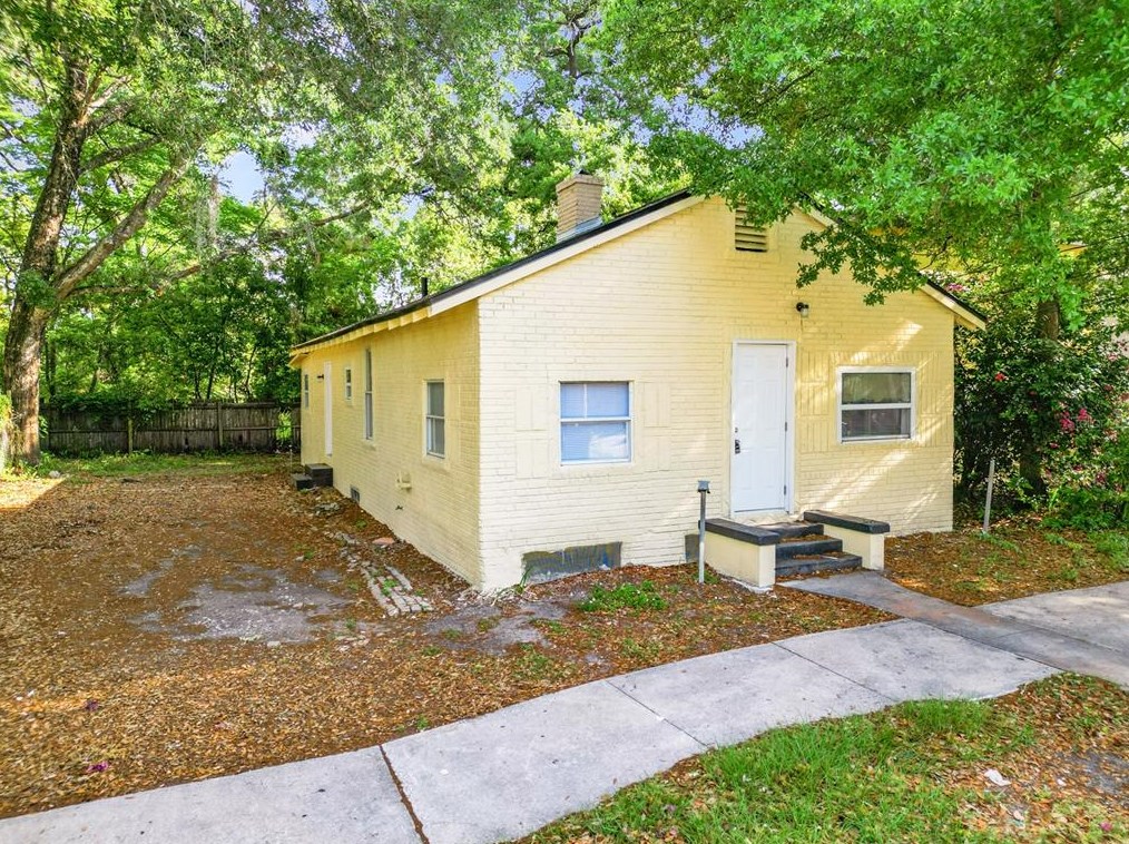 725 Columbia St, Orlando, FL 32805-3827