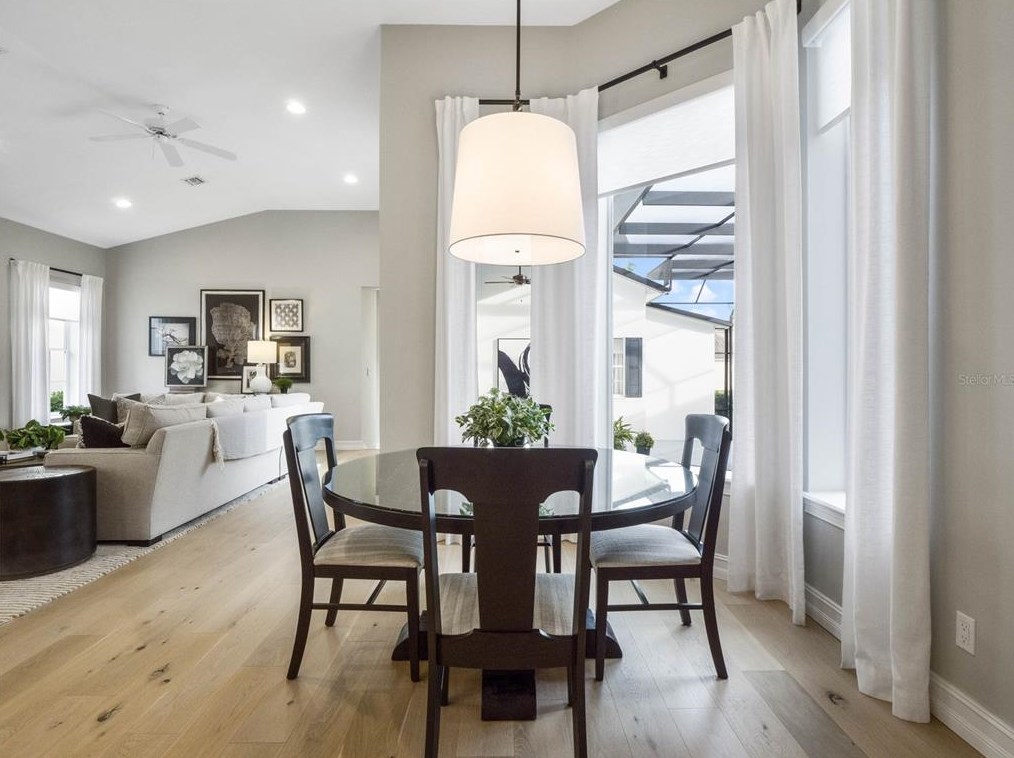 1070 Nash Dr, Kissimmee FL  34747-4319 exterior