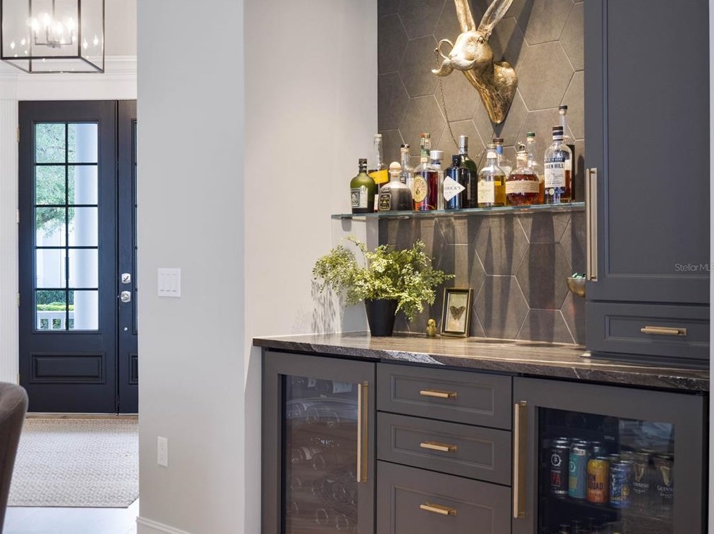 1070 Nash Dr, Kissimmee FL  34747-4319 exterior