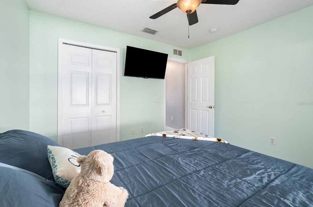 3507 Stonefield Dr, Orlando FL  32826-4286 exterior