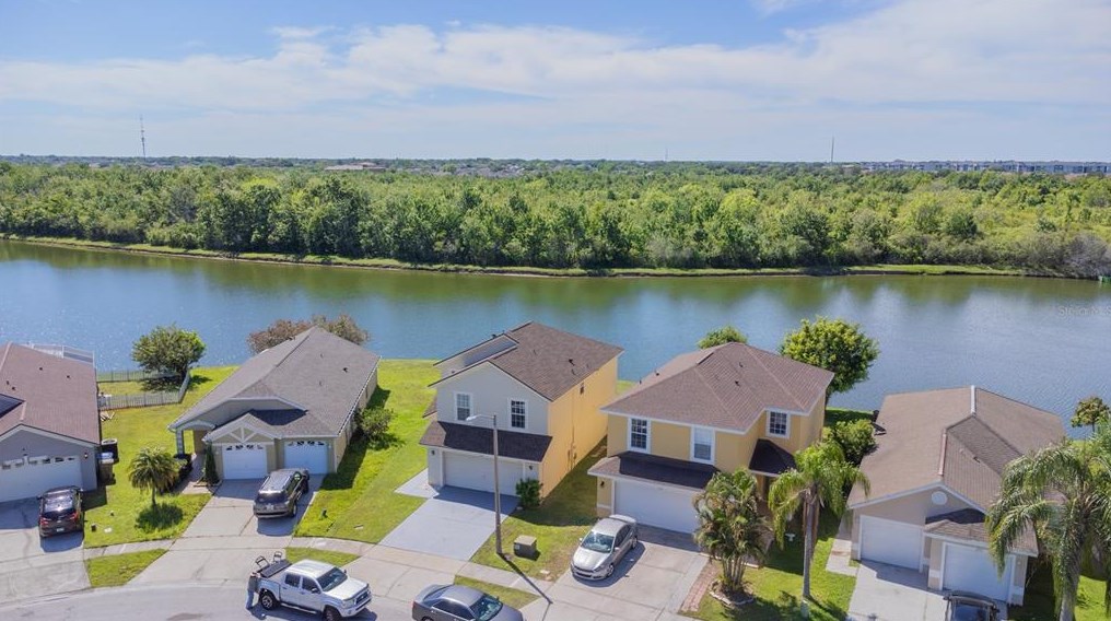 229 Southbridge Cir, Kissimmee, FL 34744