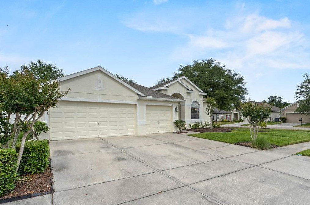 2066 Gloria Oak Ct, Orlando, FL 32820-2268
