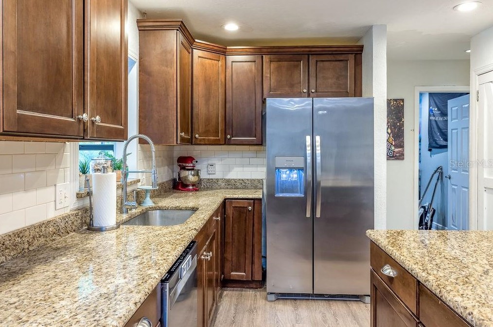 717 Briarcrest Dr, Orange City FL  32763-7635 exterior