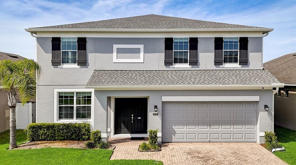 15030 Montesino Dr, Orlando, FL 32828-6729