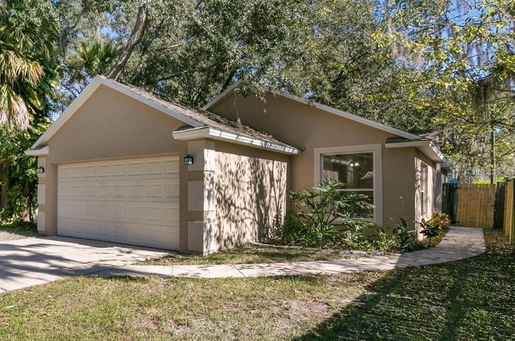 613 Cypress Ave, Sanford, FL 32771
