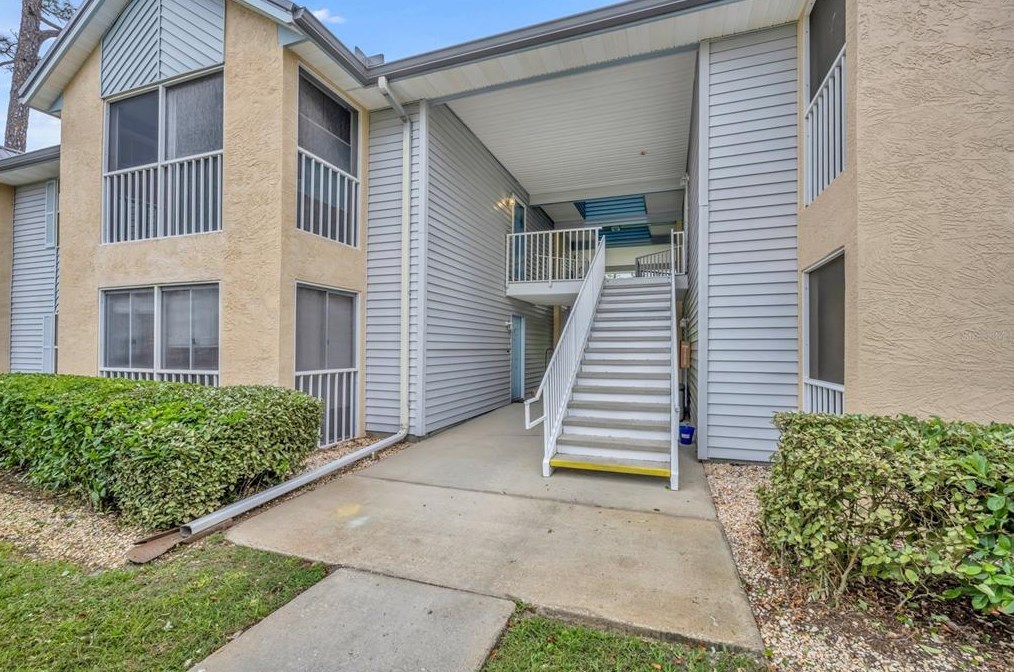 101 Bent Tree Dr #21, Daytona Beach, FL 32114