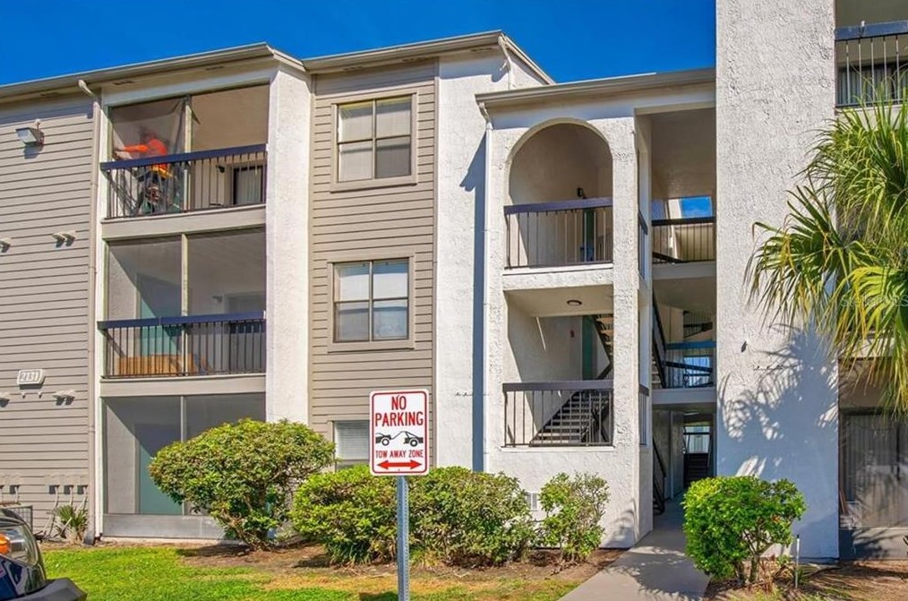 2060 Cascades Blvd #304, Kissimmee, FL 34741