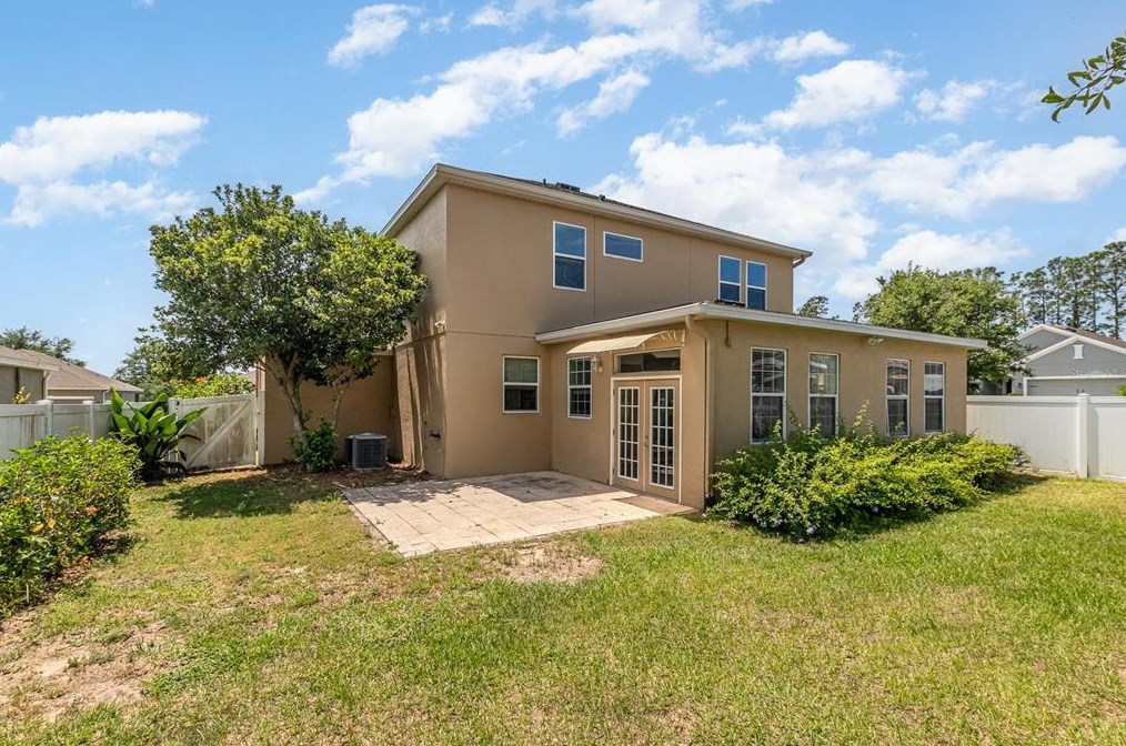 3291 Zander Dr, Grand Island FL  32735-9019 exterior