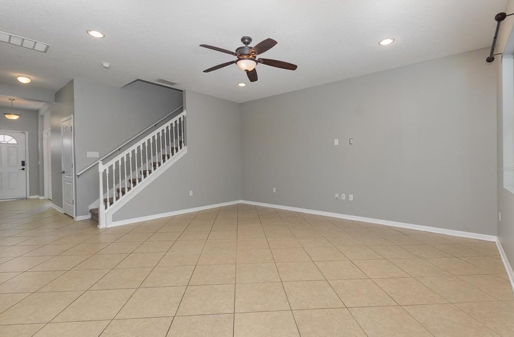 3291 Zander Dr, Grand Island FL  32735-9022 exterior