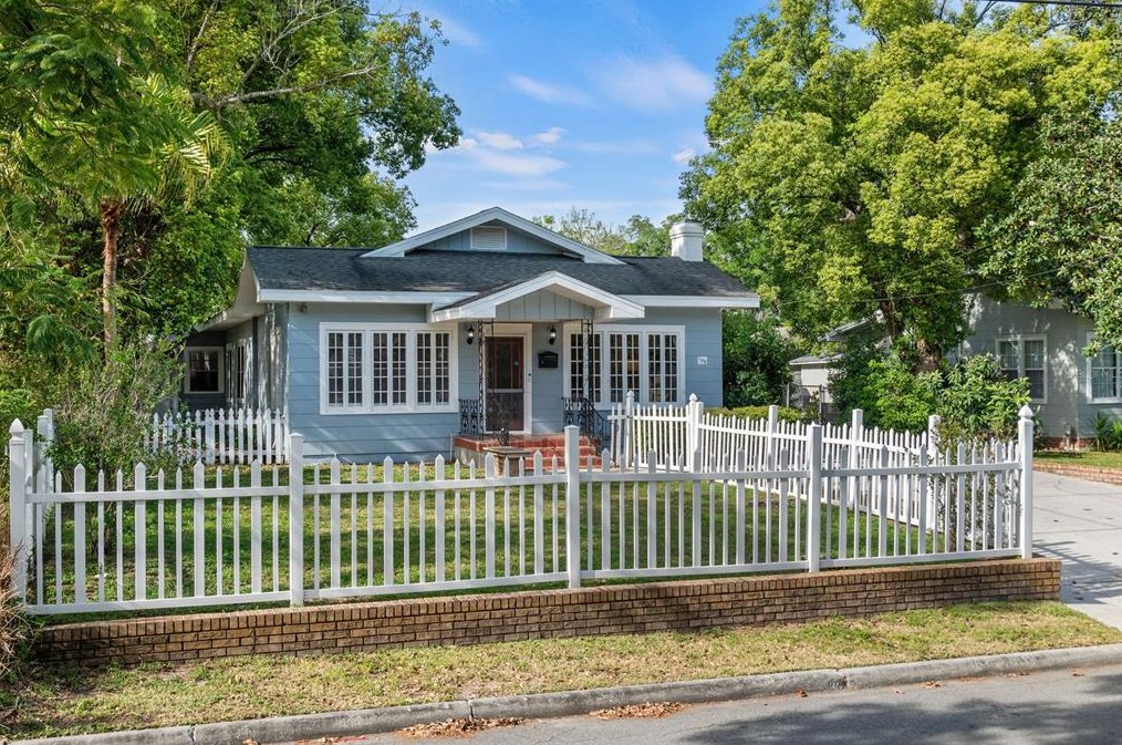 135 Young Pl, Lakeland, FL 33803