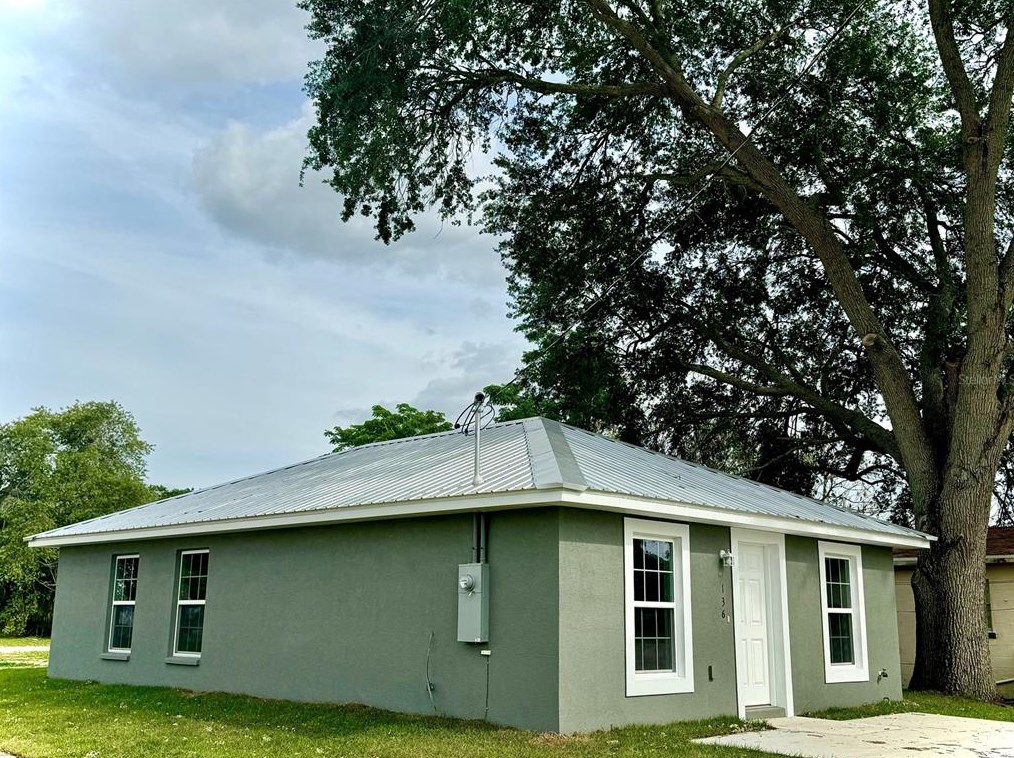 136 E St, Lake Wales, FL 33853-3502