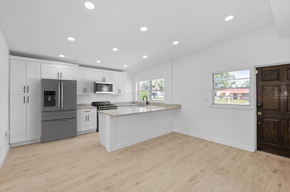 1412 Crooms Ave, Orlando, FL 32805-2811