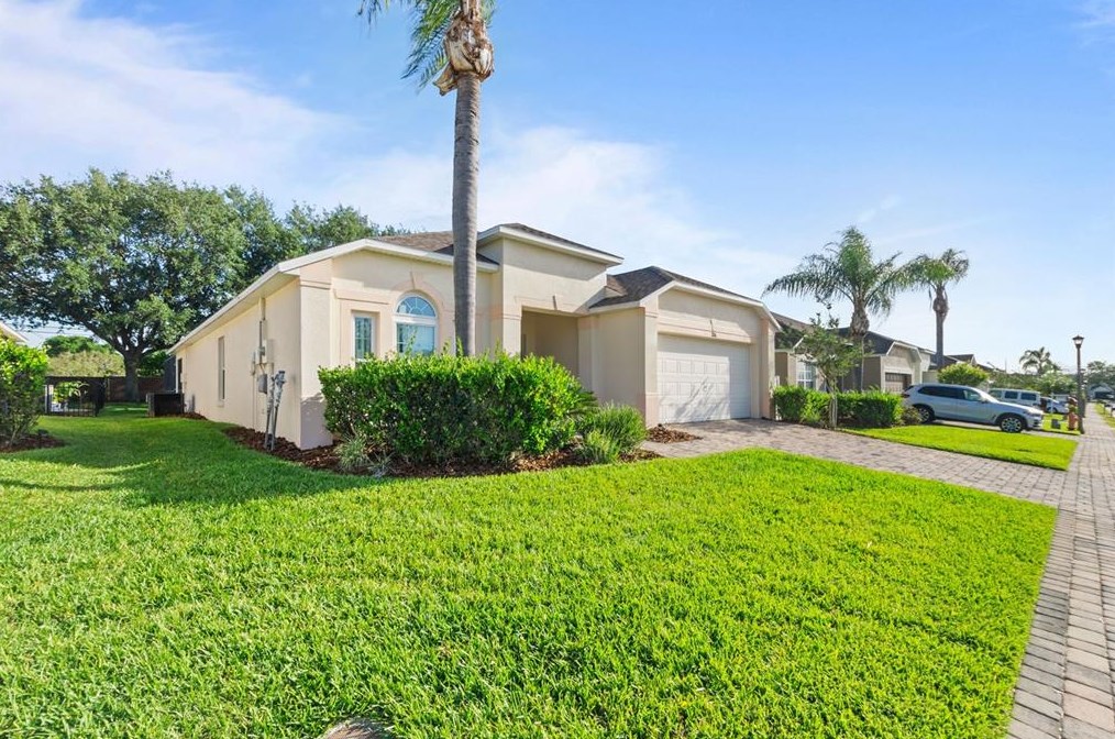 336 Kildrummy Dr, Davenport FL  33896-5064 exterior