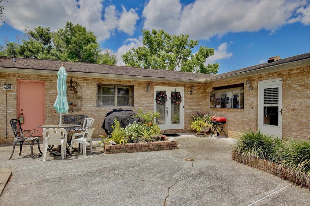 1820 Beacon Dr, Sanford, FL 32771-9719