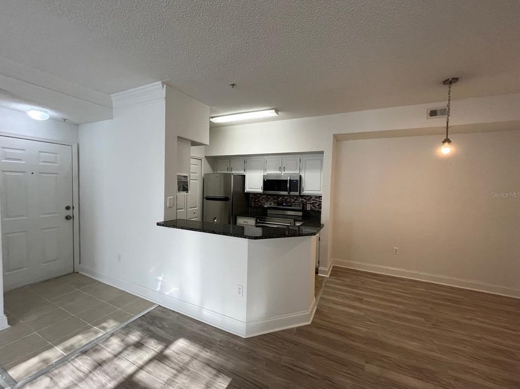 13028 Plantation Park Cir, Orlando, FL 12211-6404