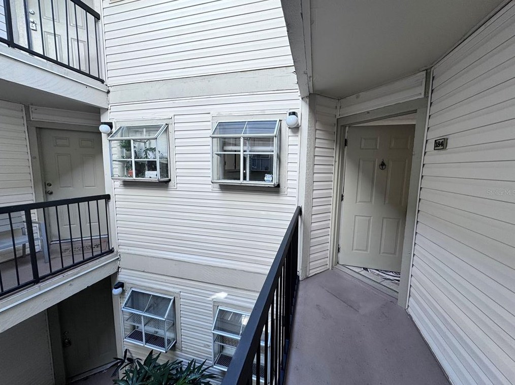1972 Lake Atriums Cir #184, Orlando, FL 32839