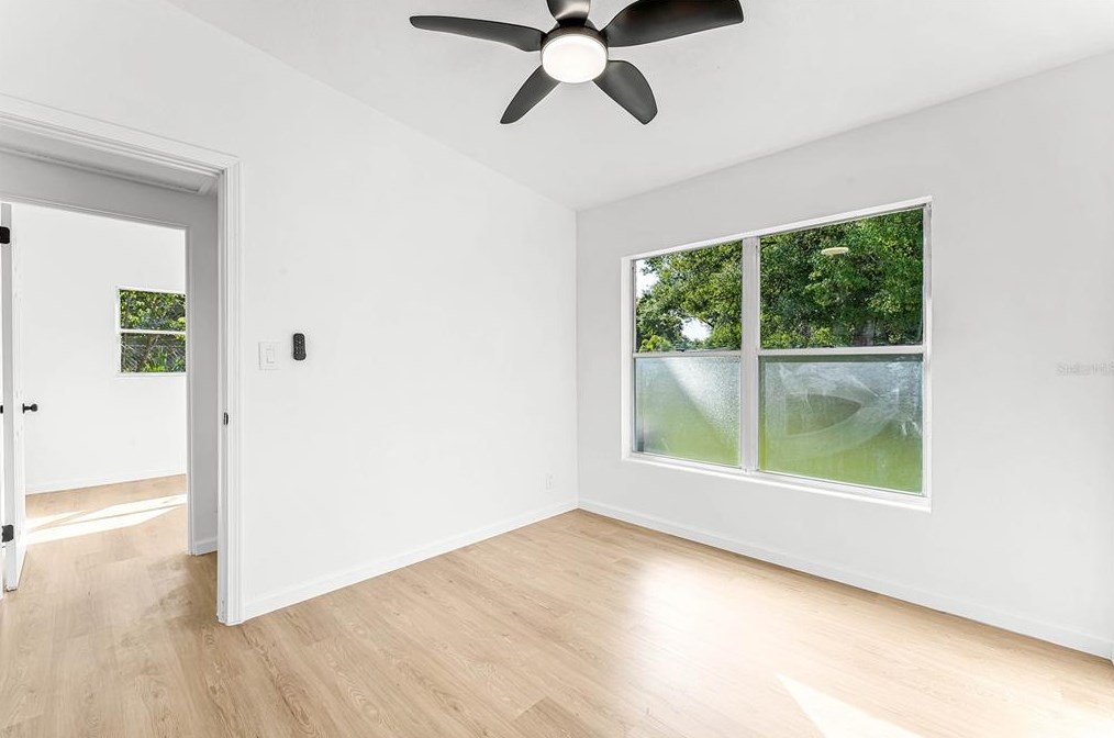 100 Pinecrest Dr, Sanford FL  32773-5446 exterior