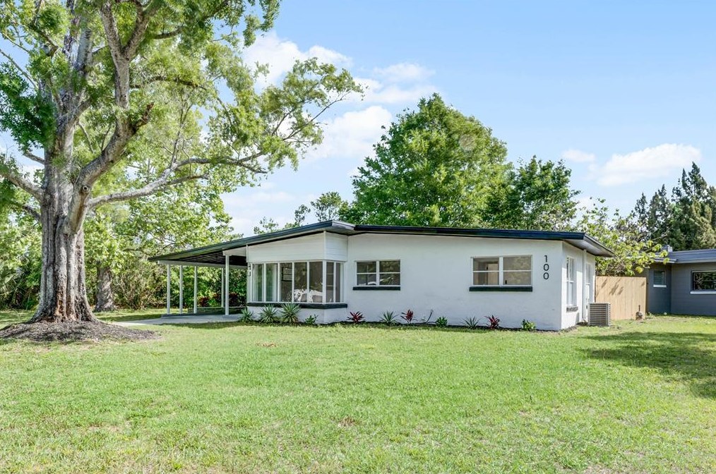 100 Pinecrest Dr, Sanford FL  32773-5446 exterior