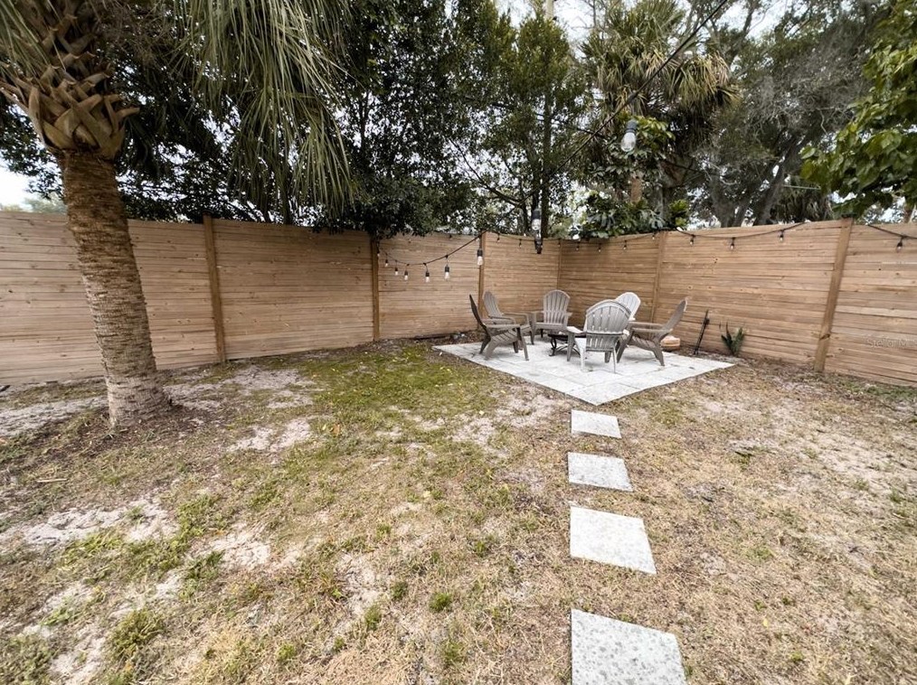 1332 Florida Ave, Palm Harbor FL  34683-4521 exterior