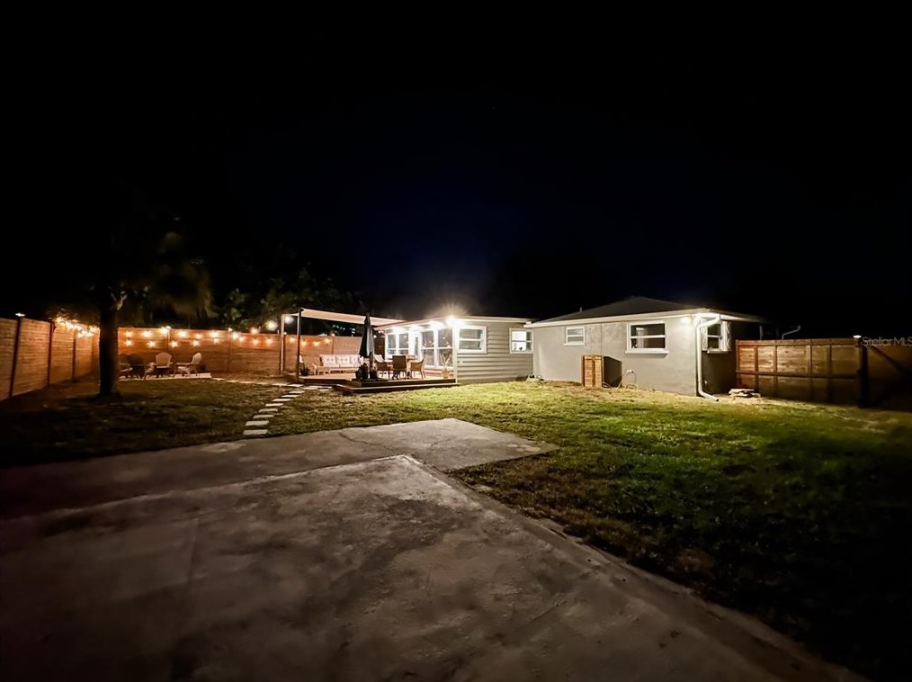 1332 Florida Ave, Palm Harbor FL  34683-4521 exterior