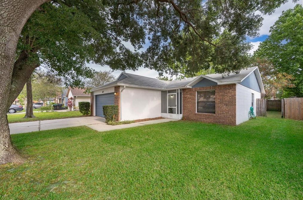 613 Oak Manor Cir, Orlando, FL 32825-6453