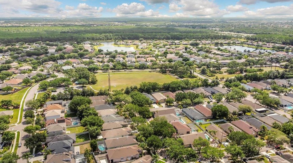 13005 Entrada Dr, Orlando FL 32837-4700 exterior