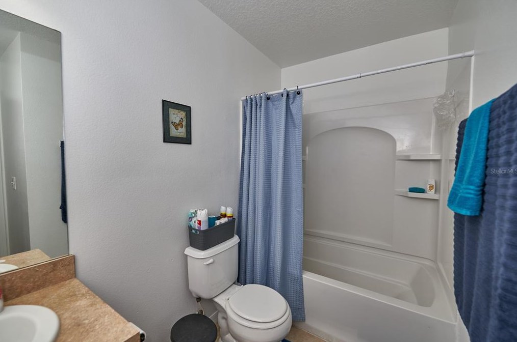 5104 Dominica Dr, Kissimmee FL  34746-5598 exterior