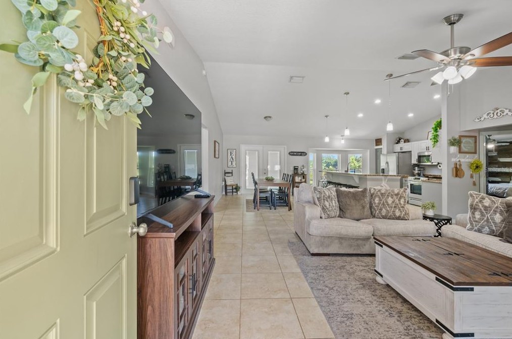 15665 97th Ave, Summerfield, FL 34491-5701