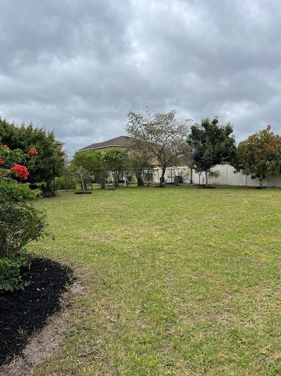 844 Sun Ridge Village Dr, Winter Haven FL  33880-1952 exterior