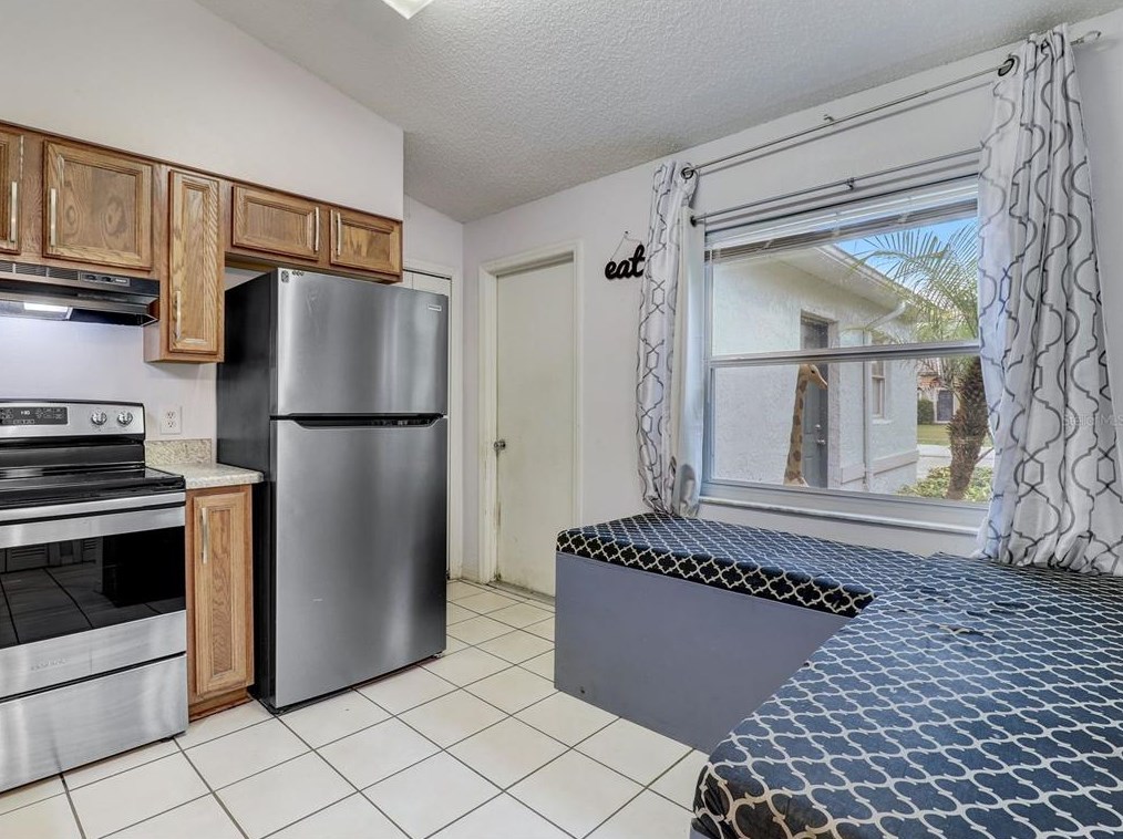 483 Oslo Dr, Deltona FL  32725-8283 exterior