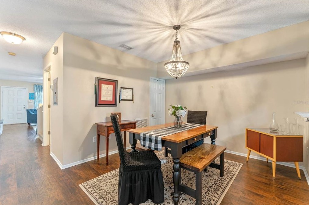 323 Kensington Lake Cir, Brandon FL  33511-3871 exterior