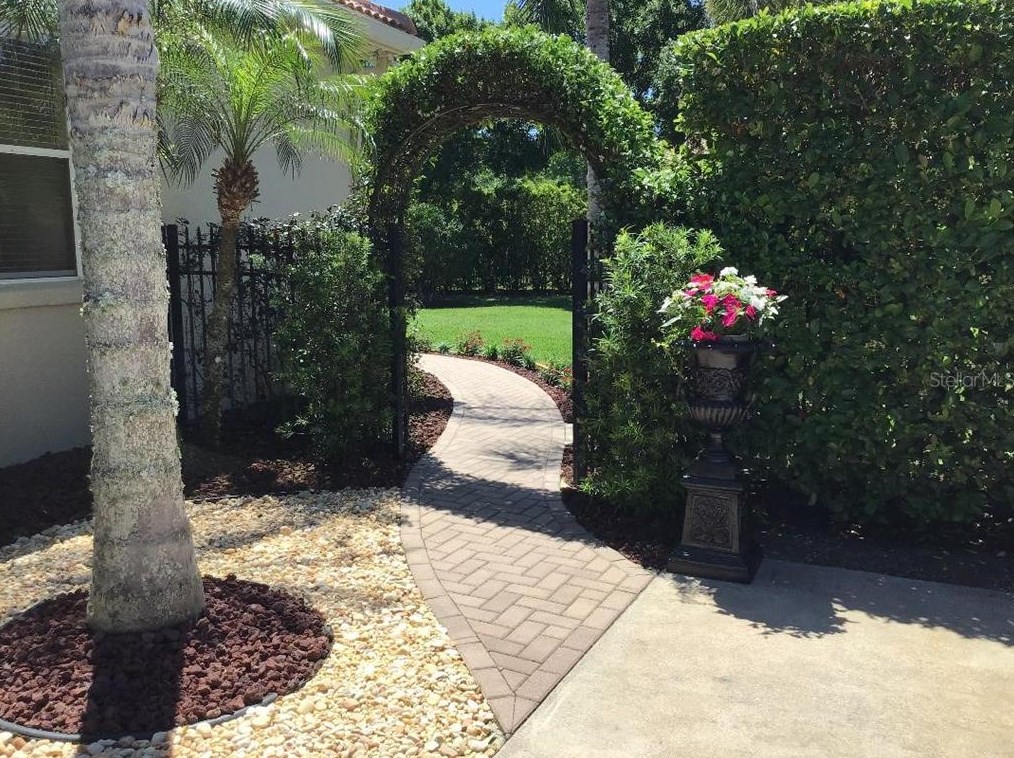 1487 Shadowmoss Cir, Lake Mary FL  32746-4464 exterior