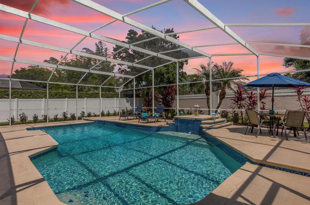 7984 Canyon Lake Cir, Orlando, FL 32835-5370